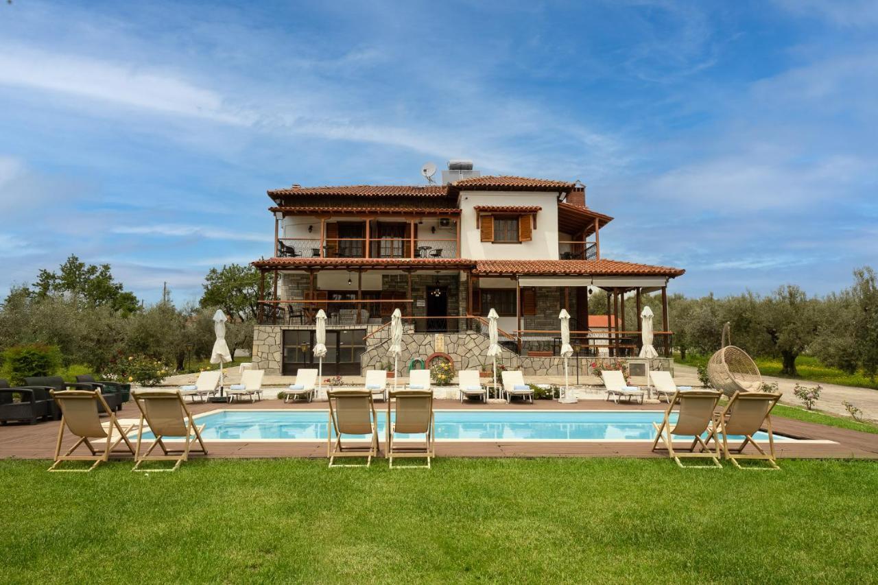 Kalisun Pool House By Georgalas Nea Kallikrateia ภายนอก รูปภาพ